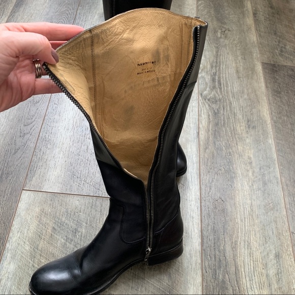 Frye Molly Button Black Leather Tall Riding Boot 7 1/2B - Picture 9 of 12